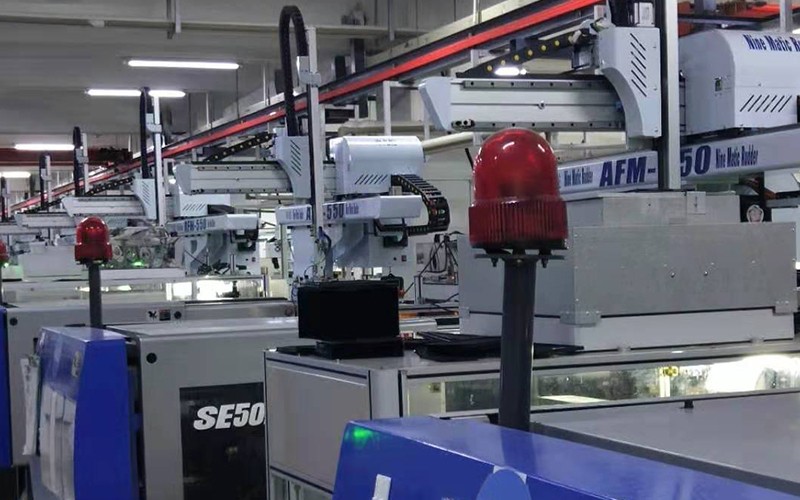 優美芯光學產品無人車間應用